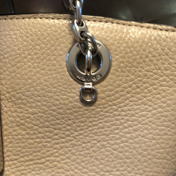 COACH Lane Bucket Bag In Colorblock Griege Navy Chainlink Turnlock - Picture 3 of 16